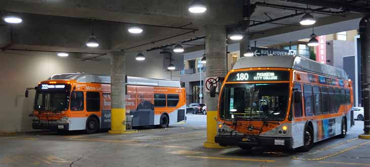 LA Metro New Flyer Xcelsior XN40 3979 & ElDorado National Axess BRT 40